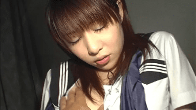 3271 - Sung sướng cùng em nữ sinh mặc đồng phục đáng yêu - heovl.fr