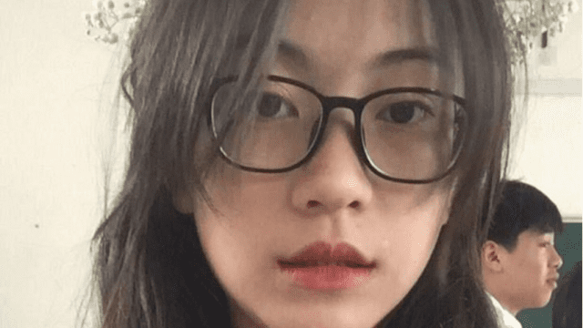 Bé ngoan học sinh cấp 3 gọi video call thủ dâm cùng bạn trai - heovl.fr