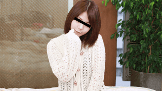 112124_01 – Em gái buồn chán thất tình trên phố