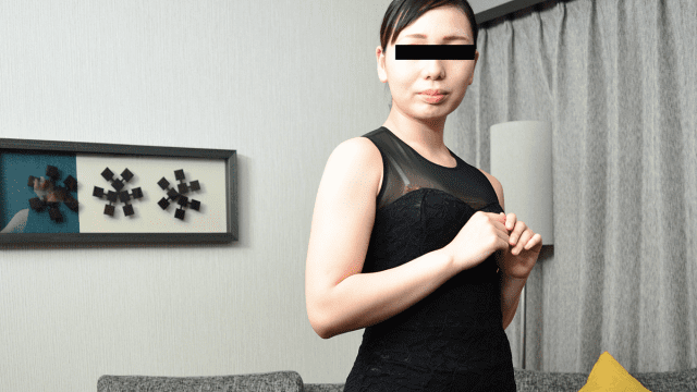 090723_01 - Nữ nhân viên bán quần áo dâm đãng - heovl.fr