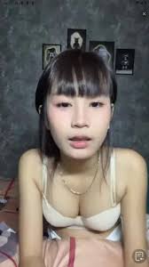 Xem Nii 2k13 thủ dâm và bán quạt trong một video clip sex hoàn chỉnh 6